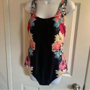 One piece bathing suit by Calvin Klein SZ 14 EUC
